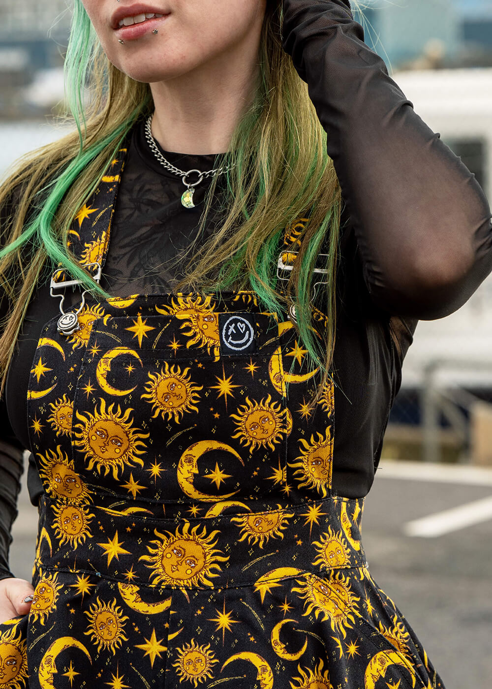 h*)様 URSINA EMBROIDERED PINAFORE 7-9y Ursina Embroidered Pinafore, Cashew – blanchou